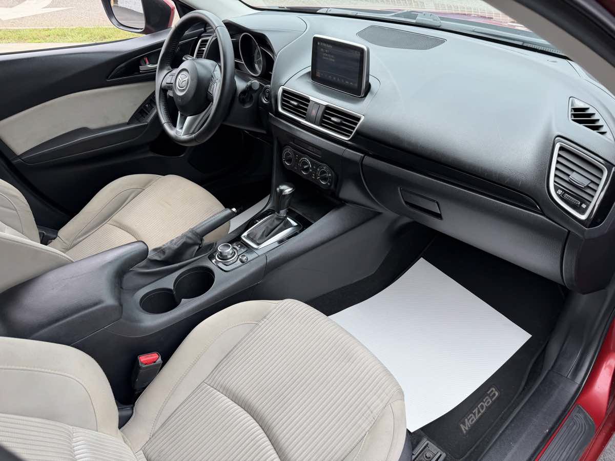 Used 2015 MAZDA MAZDA3 i Touring FWD image 19