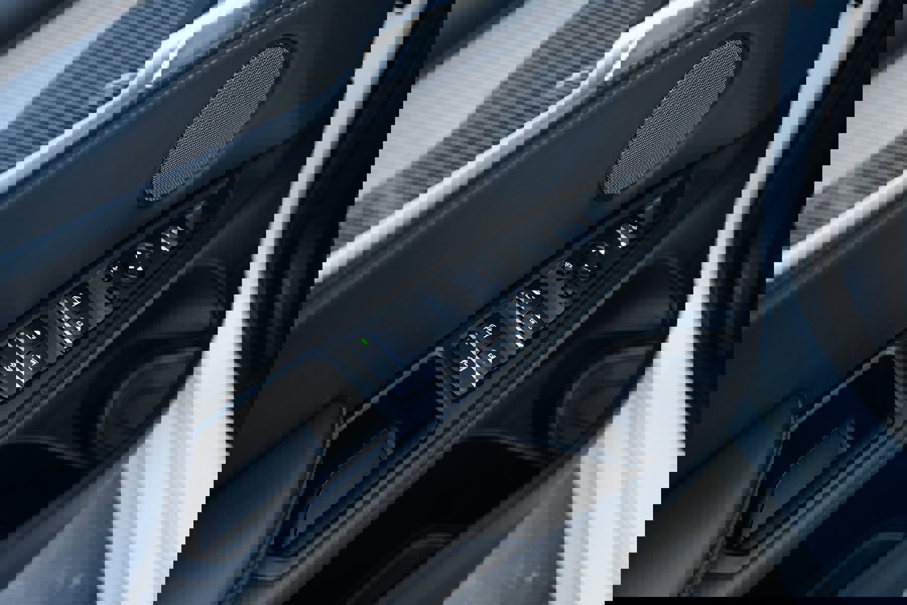 Used 2016 BMW X5 M image 26