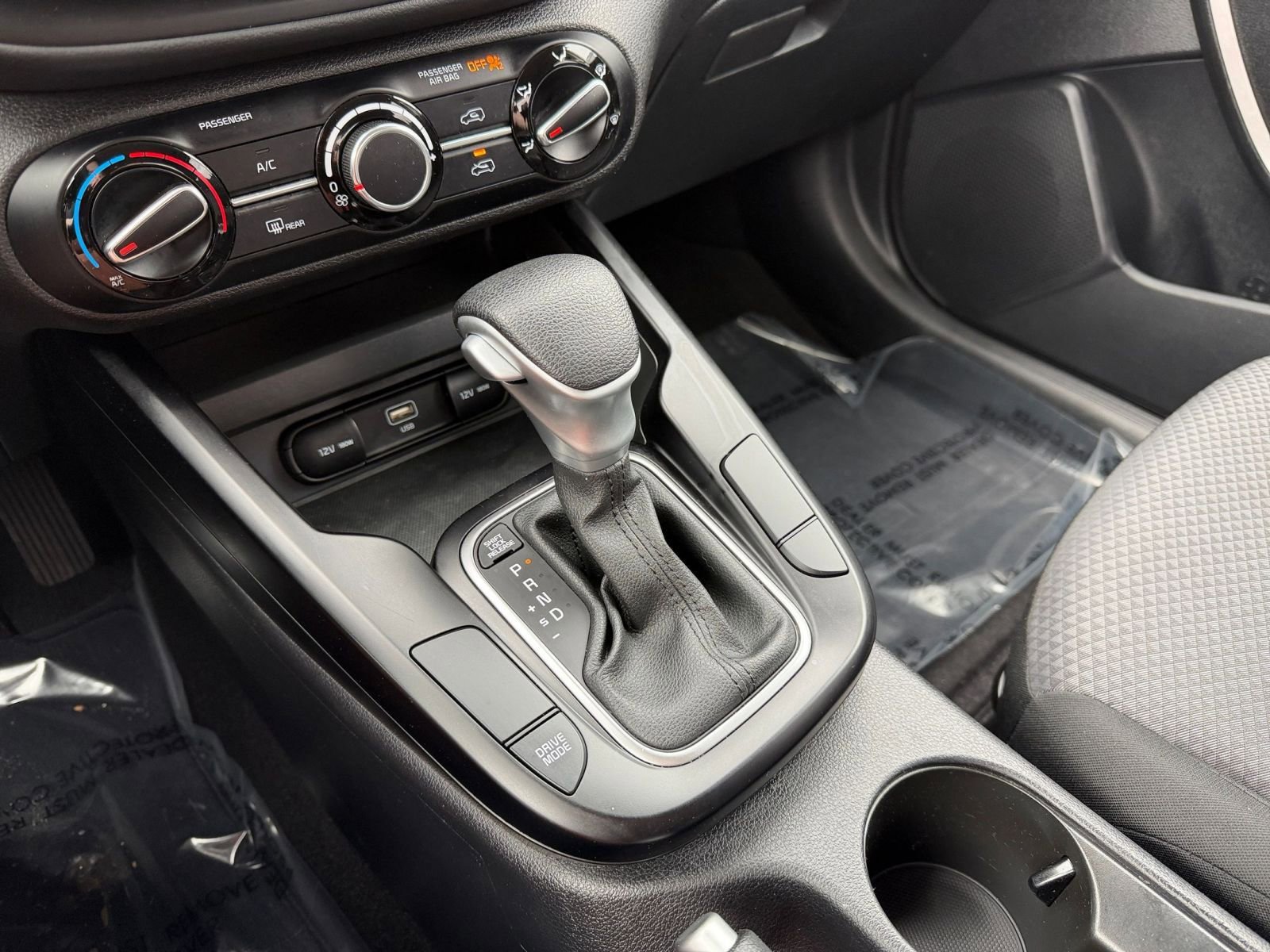 Used 2025 Kia Soul LX w/ LX Technology Package image 39