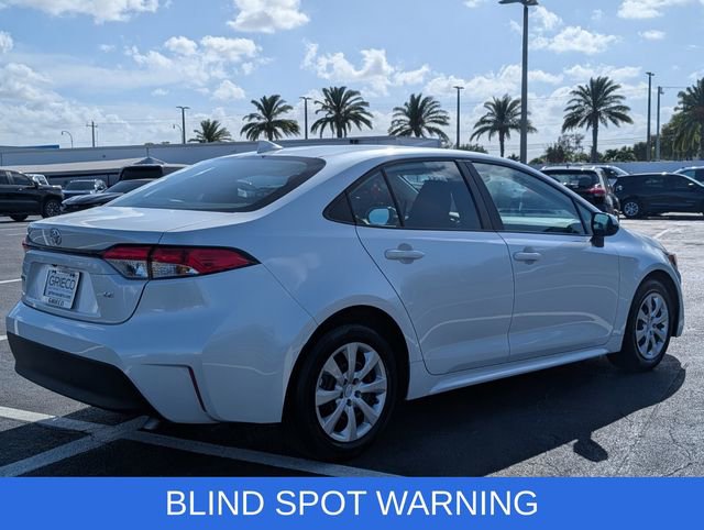 Used 2025 Toyota Corolla LE w/ Convenience Package image 7