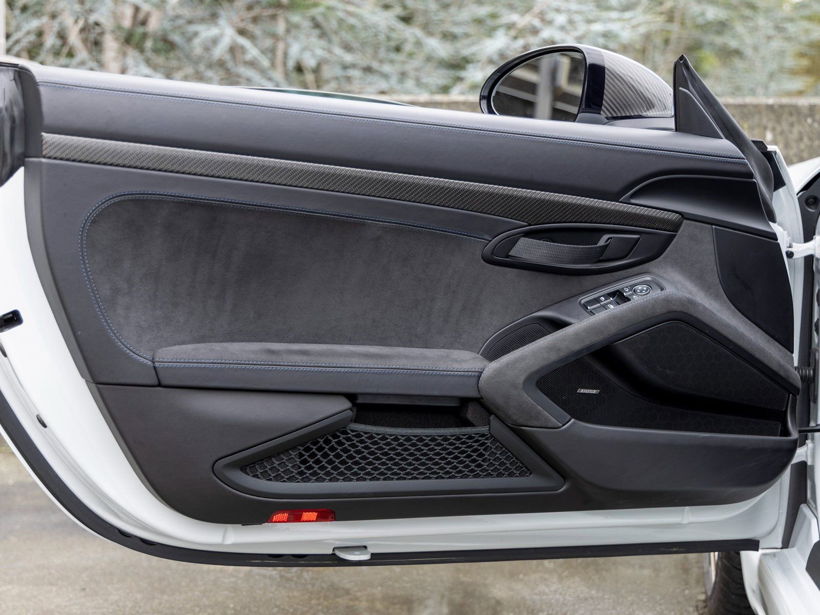 Used 2023 Porsche 718 Cayman GT4 RS image 31