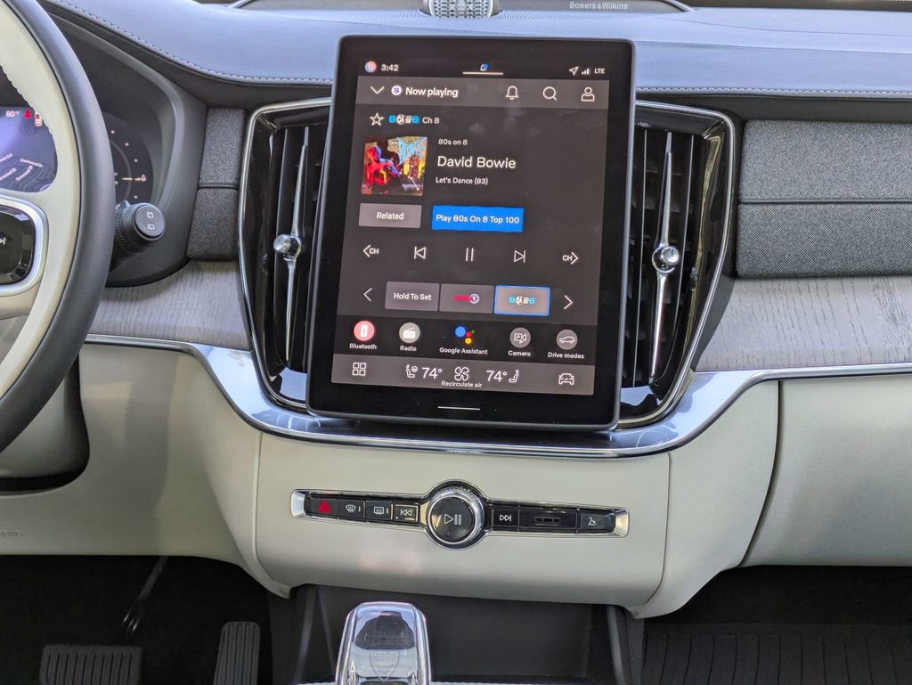 New 2026 Volvo XC90 T8 Ultra w/ Lounge Package image 25