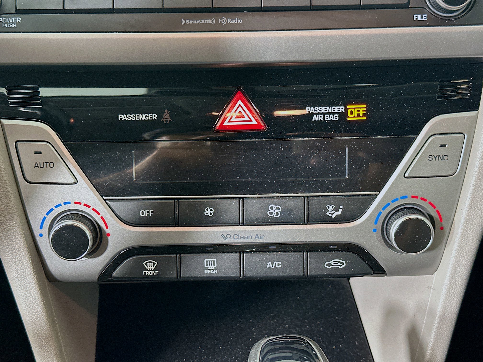 Used 2018 Hyundai Elantra Value Edition FWD image 23