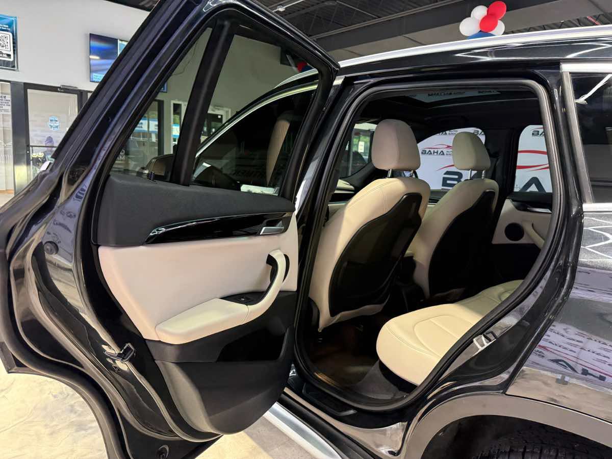 Used 2020 BMW X1 xDrive28i AWD/4WD image 33
