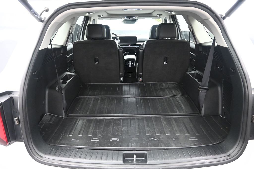 Certified 2024 Kia Sorento SX AWD/4WD image 37