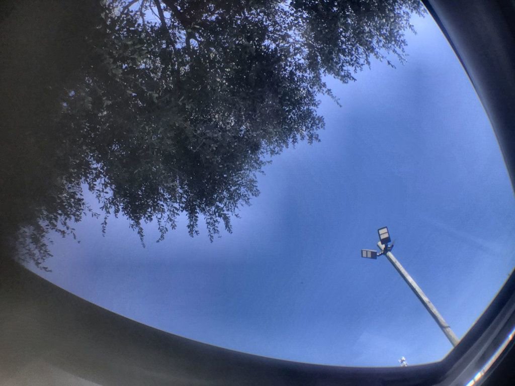 Used 2014 Toyota Sienna XLE w/ Entertainment Package image 21