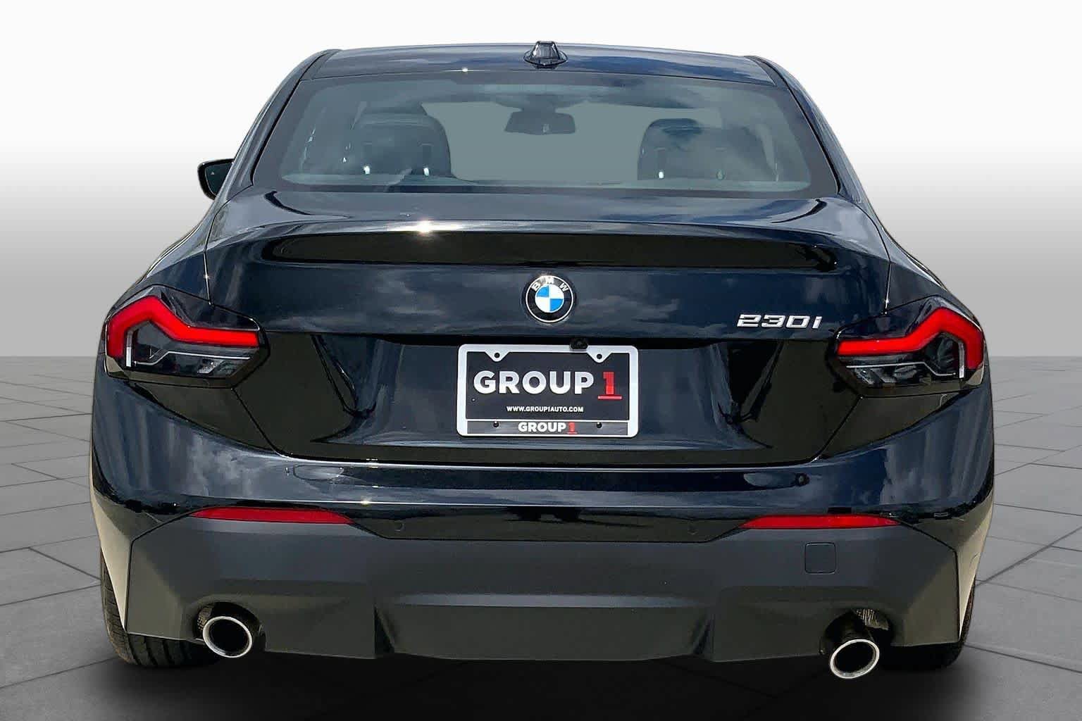 Used 2025 BMW 230i Coupe RWD image 4