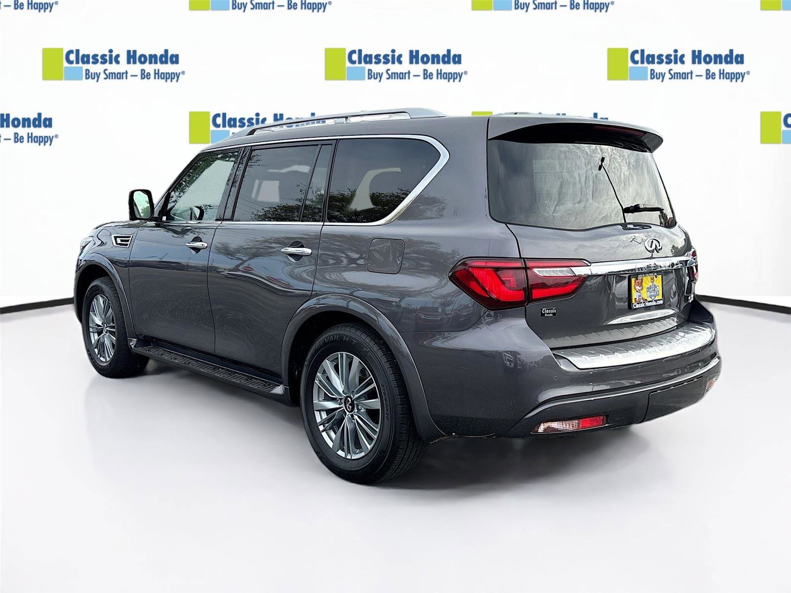 Used 2024 INFINITI QX80 Luxe RWD image 5