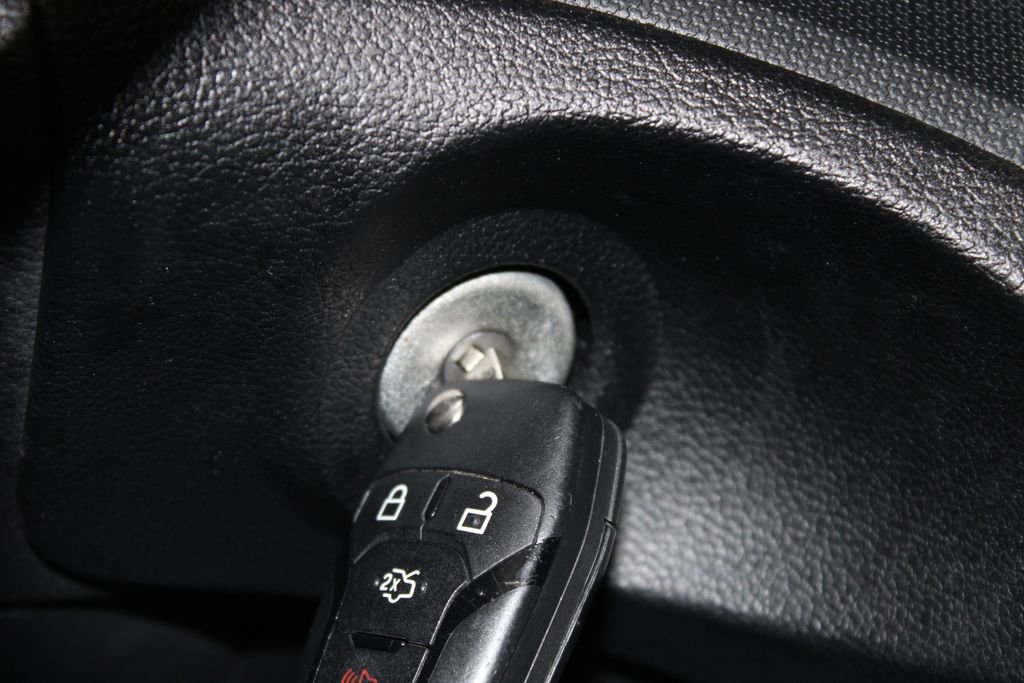 Used 2020 Ford Explorer 2WD image 41