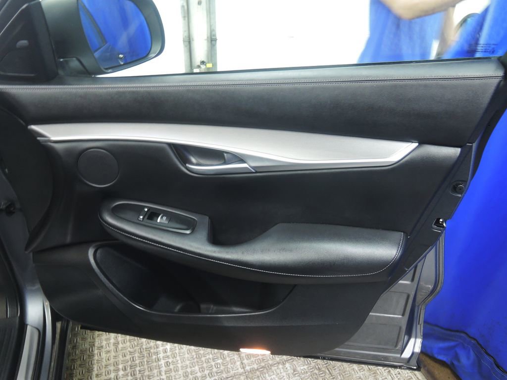 Used 2022 INFINITI QX50 Luxe image 39