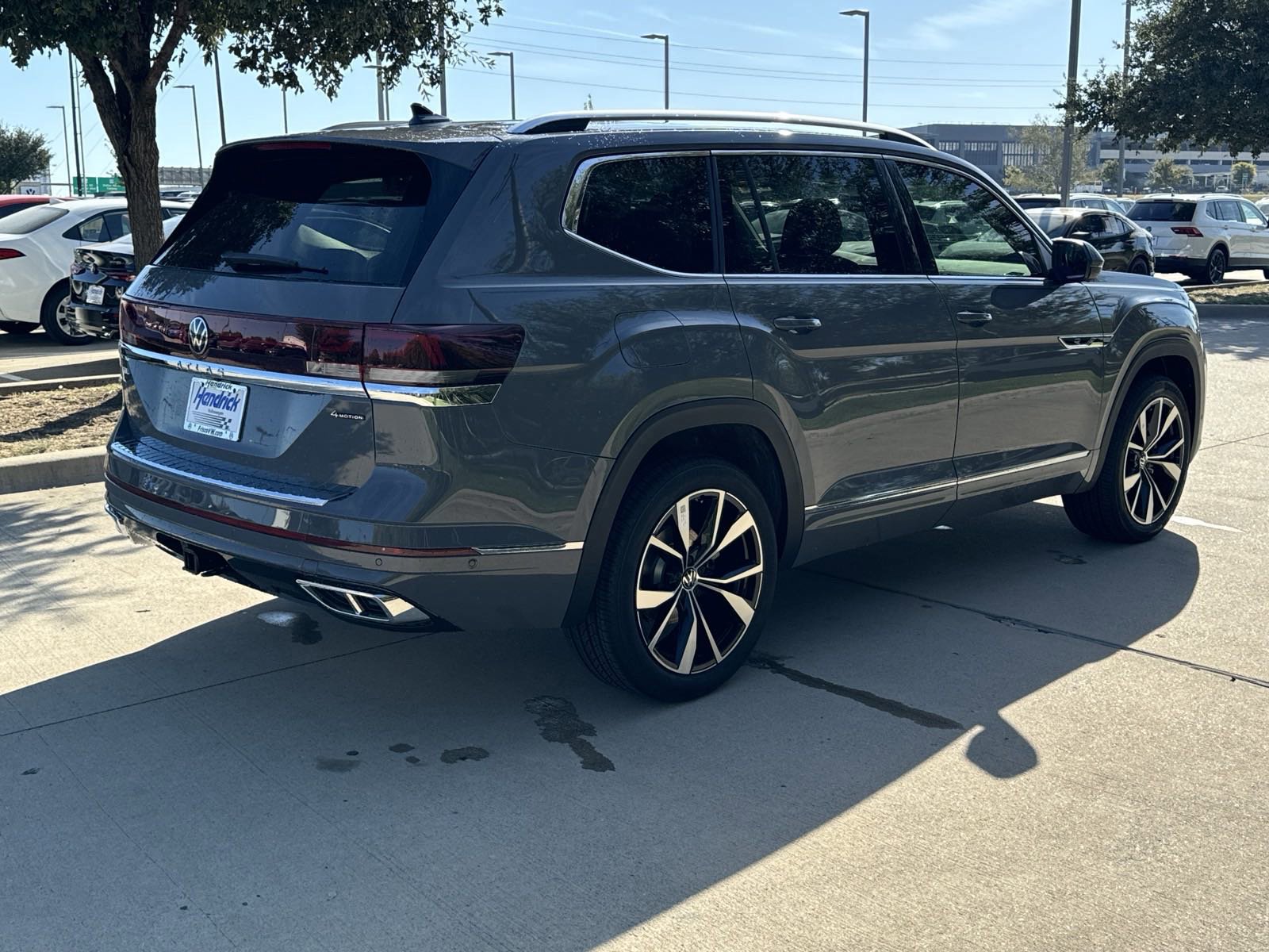 New 2026 Volkswagen Atlas SEL Premium R-Line image 5