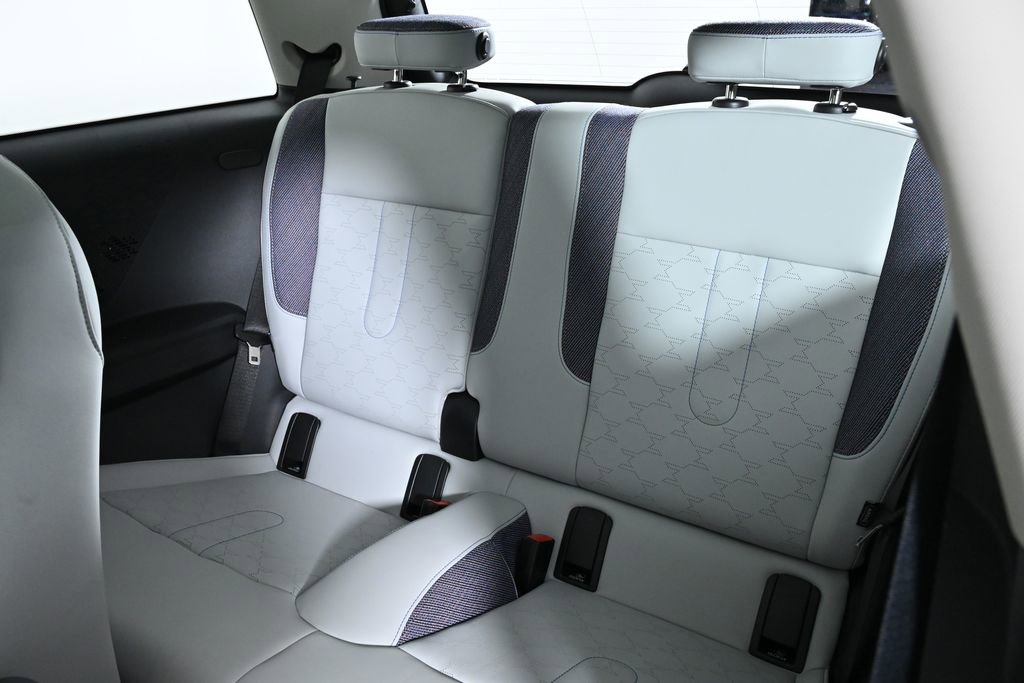 Certified 2025 MINI Cooper S image 25