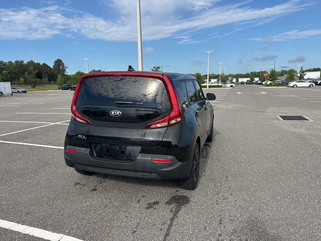 Used 2020 Kia Soul LX FWD image 6