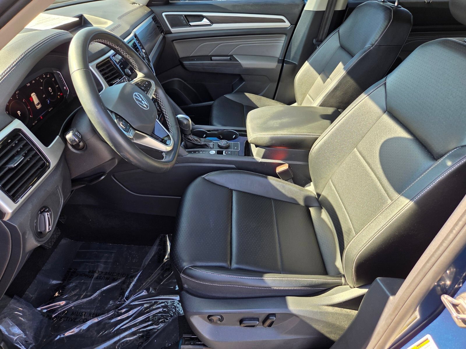 Used 2022 Volkswagen Atlas SE w/ Panoramic Sunroof Package AWD/4WD image 10