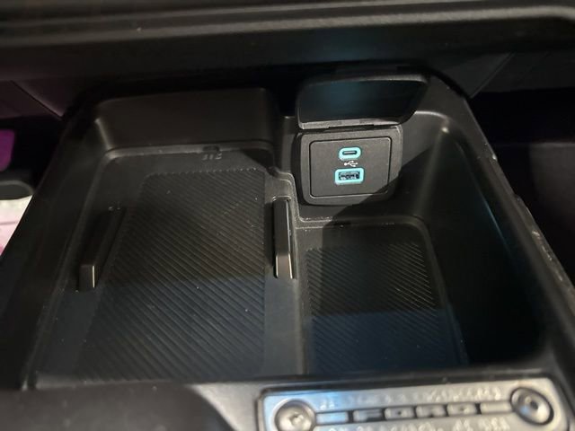 Used 2025 Ford Bronco Outer Banks image 32