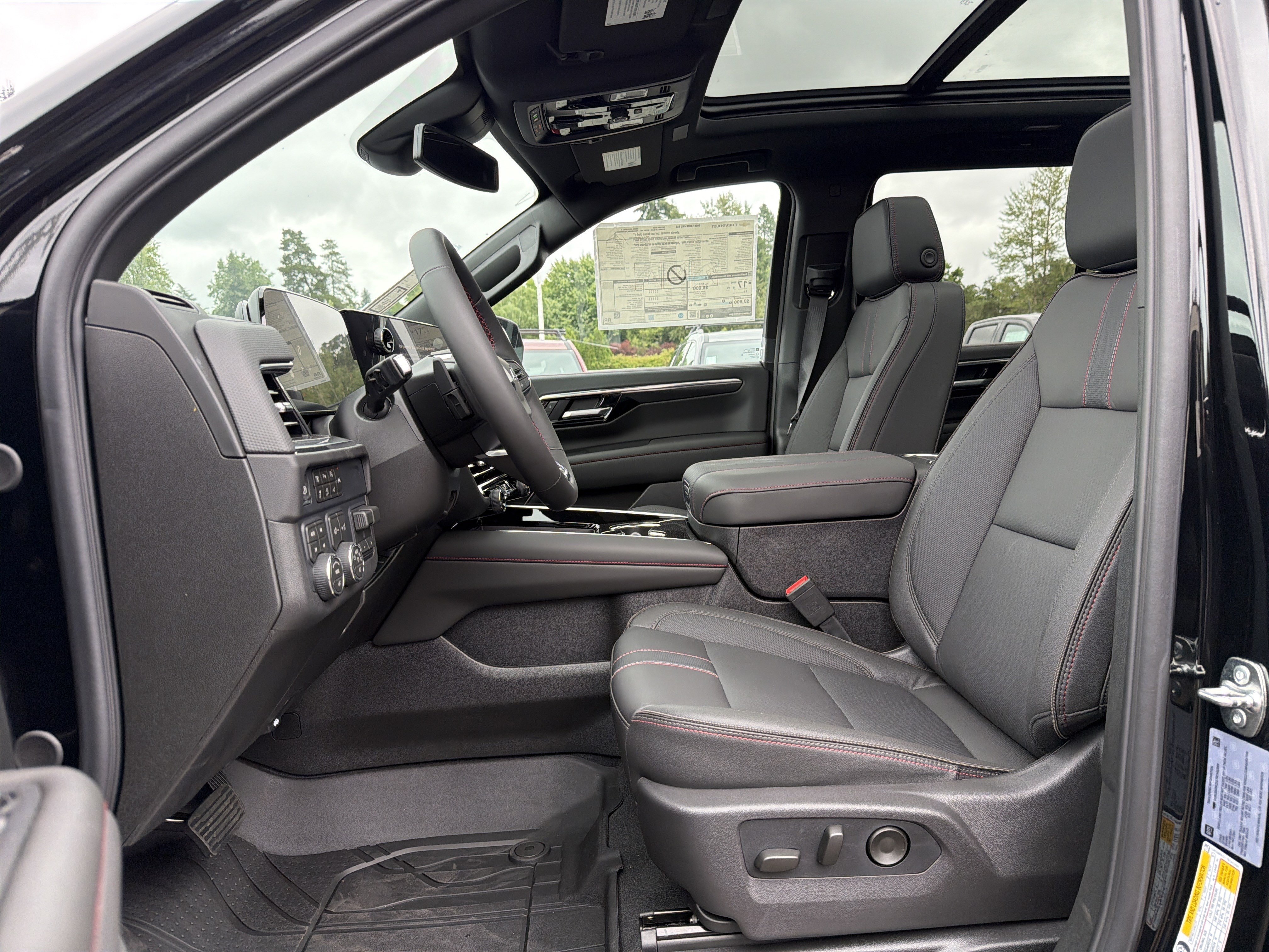 New 2026 Chevrolet Tahoe RST w/ RST Capability Package AWD/4WD image 10