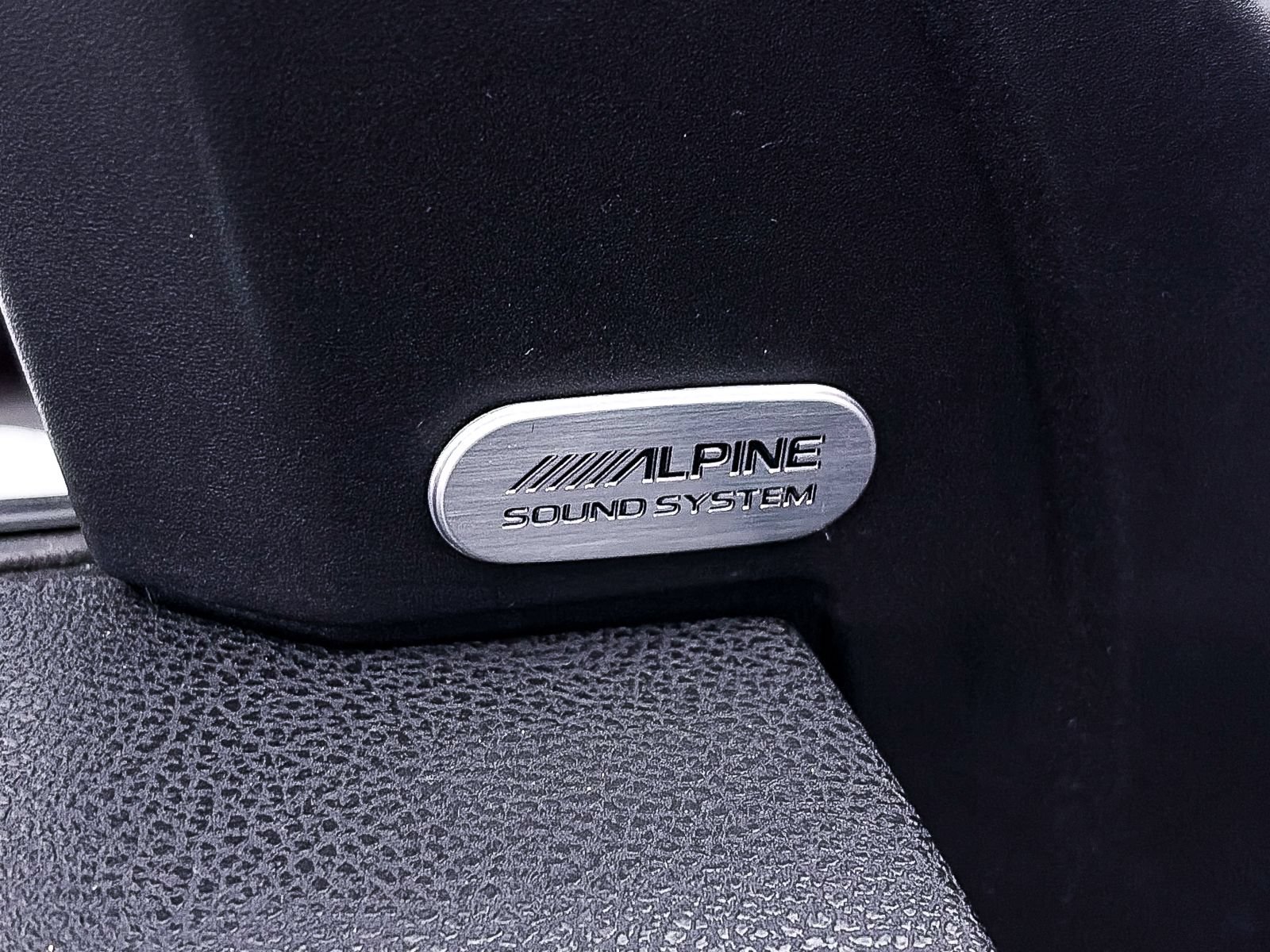 Used 2017 Dodge Charger R/T Scat Pack RWD image 6