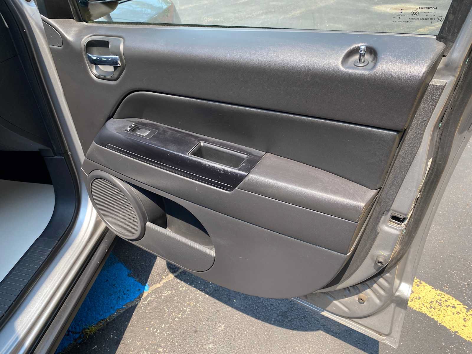 Used 2017 Jeep Compass Sport w/ Power Value Group FWD image 29