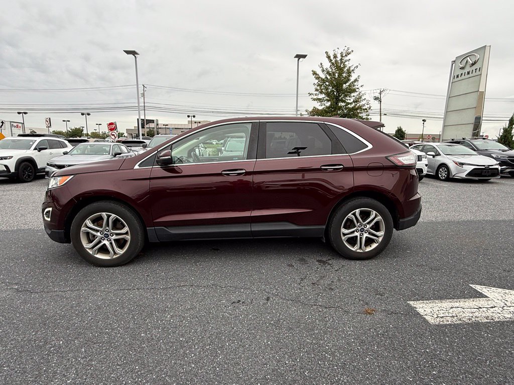 Used 2017 Ford Edge Titanium w/ Technology Package AWD/4WD image 7
