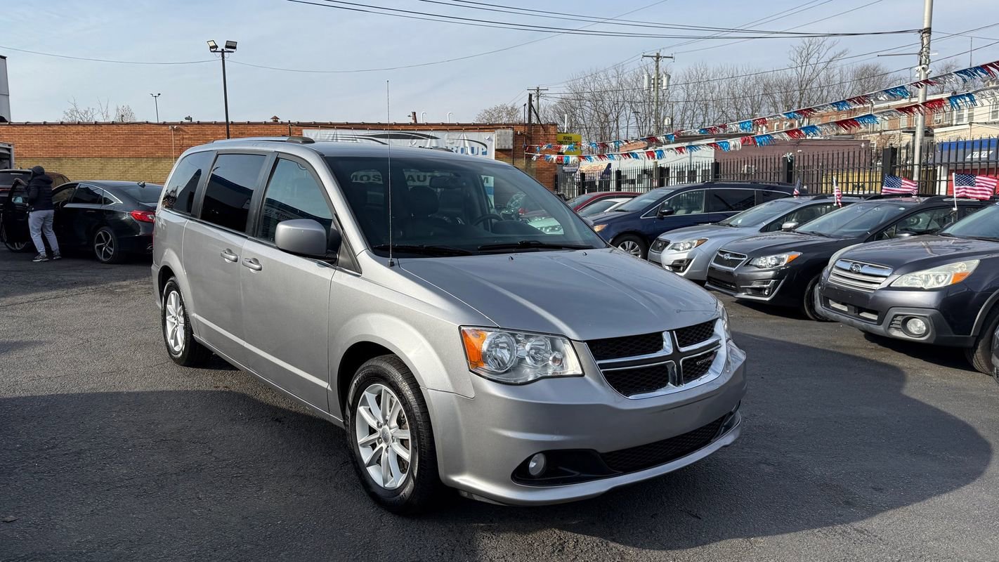 Used 2018 Dodge Grand Caravan SXT FWD image 7