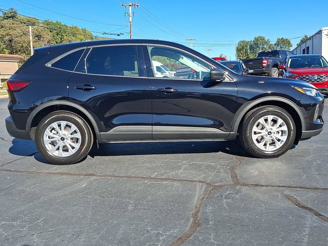 New 2026 Ford Escape Active image 8