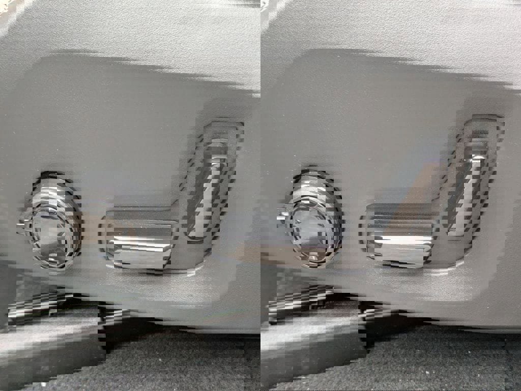 New 2026 Volvo XC90 B6 Ultra image 26