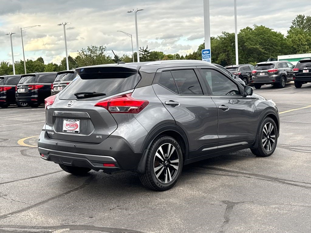 Used 2020 Nissan Kicks SR w/ SR Premium Package FWD image 11