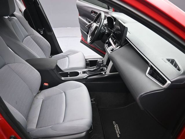 Certified 2024 Toyota Corolla Cross SE image 24