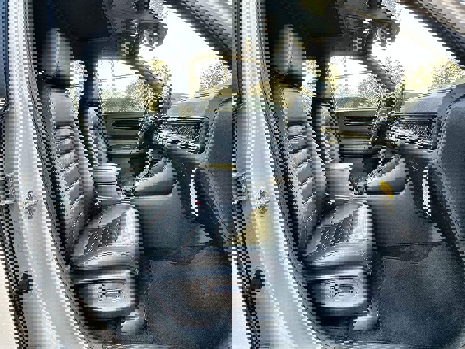 Used 2023 Honda CR-V Sport Touring image 9