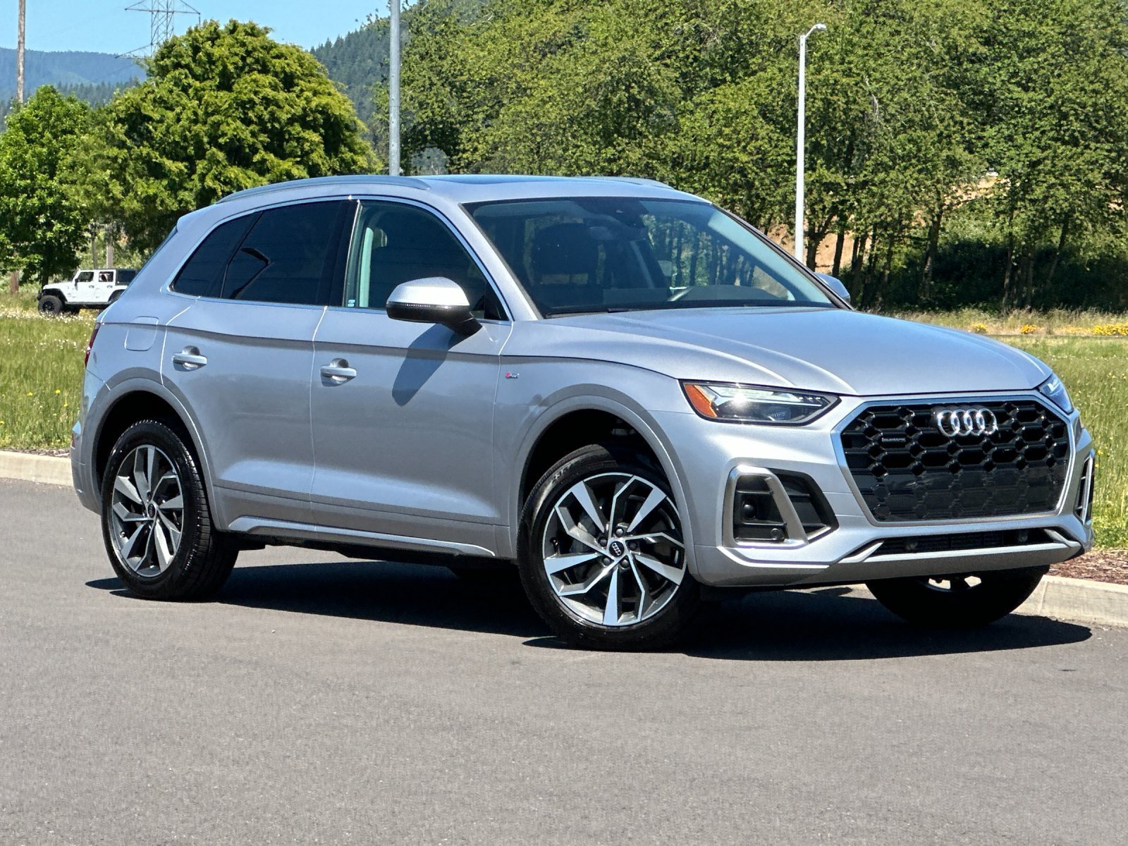 Used 2024 Audi Q5 2.0T Premium