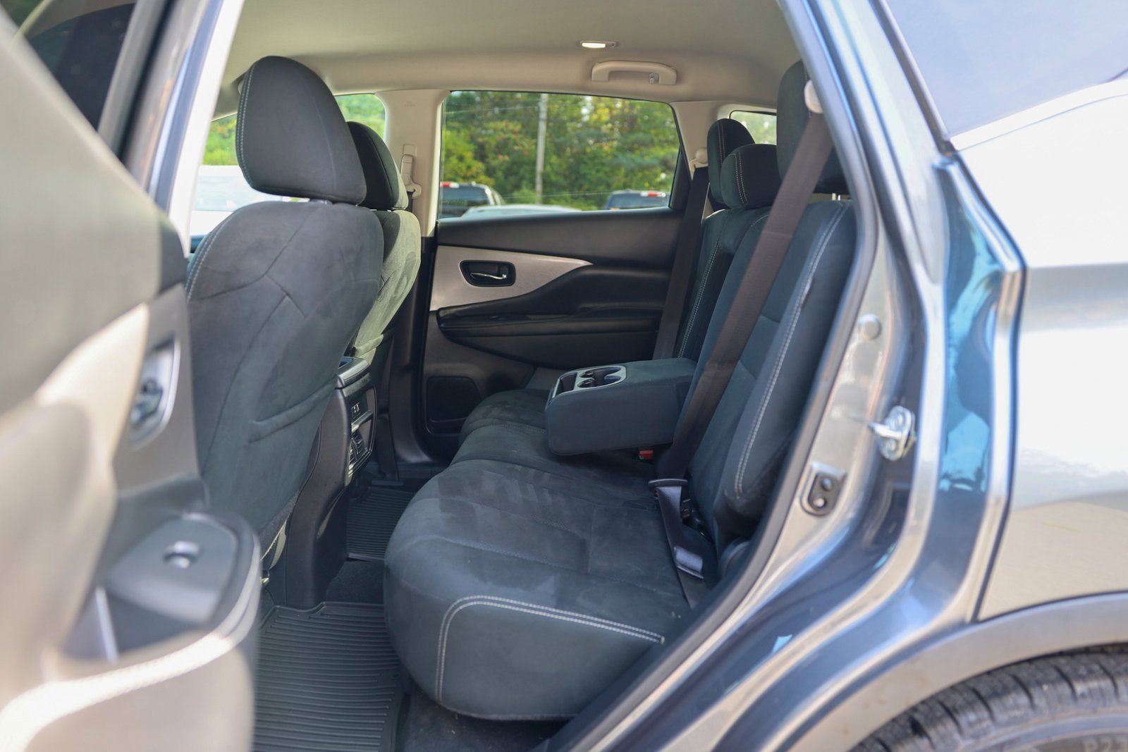 Used 2019 Nissan Murano S image 14