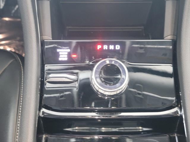 Used 2023 Jeep Grand Cherokee Limited w/ Black Appearance Package image 26