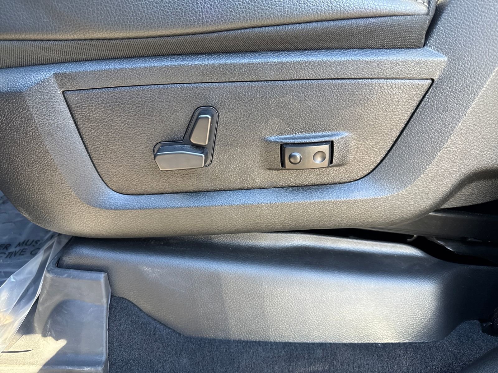 Used 2024 RAM 3500 Laramie w/ Night Edition image 24