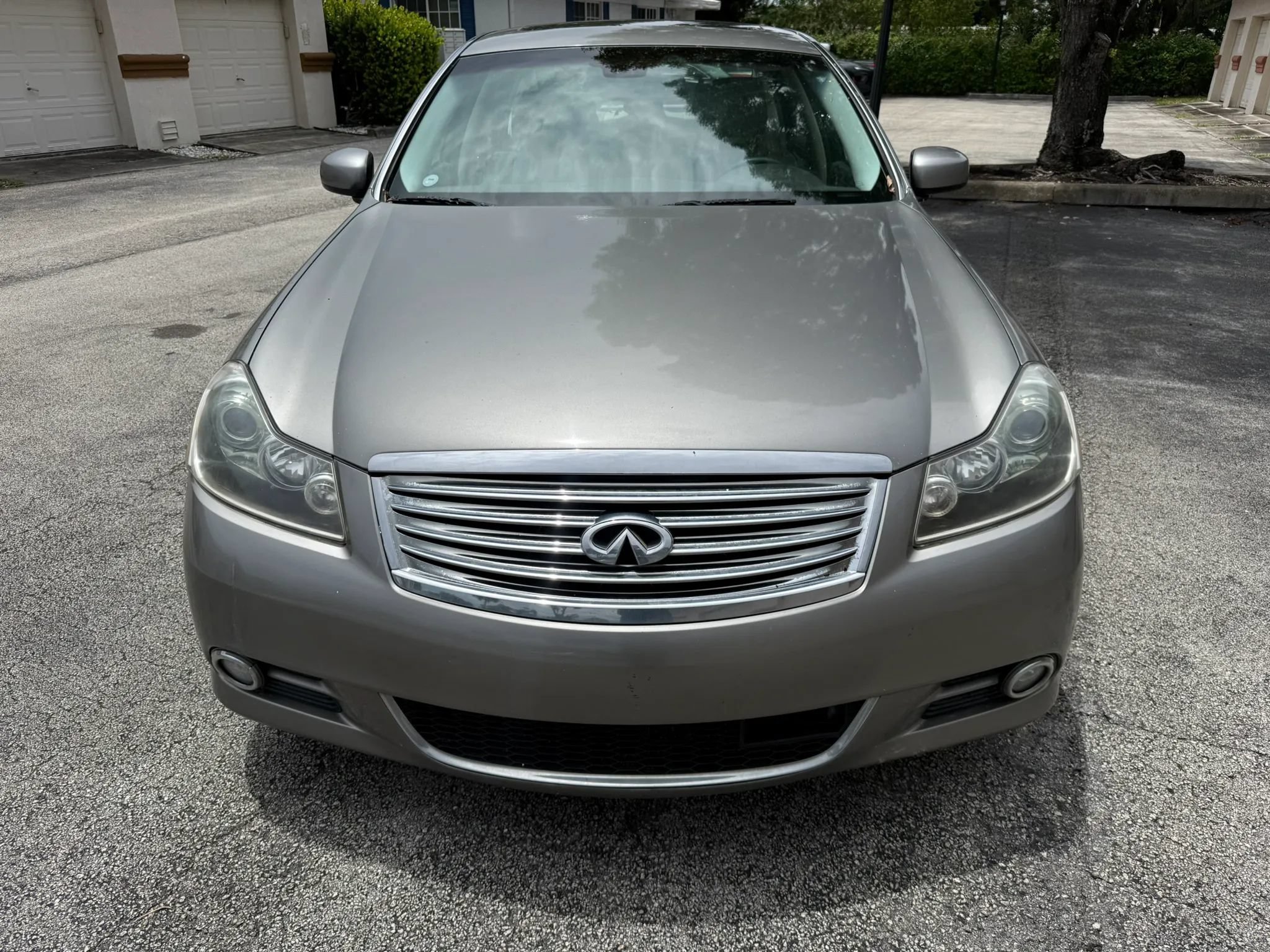Used 2009 INFINITI M35 w/ Technology Pkg RWD image 2