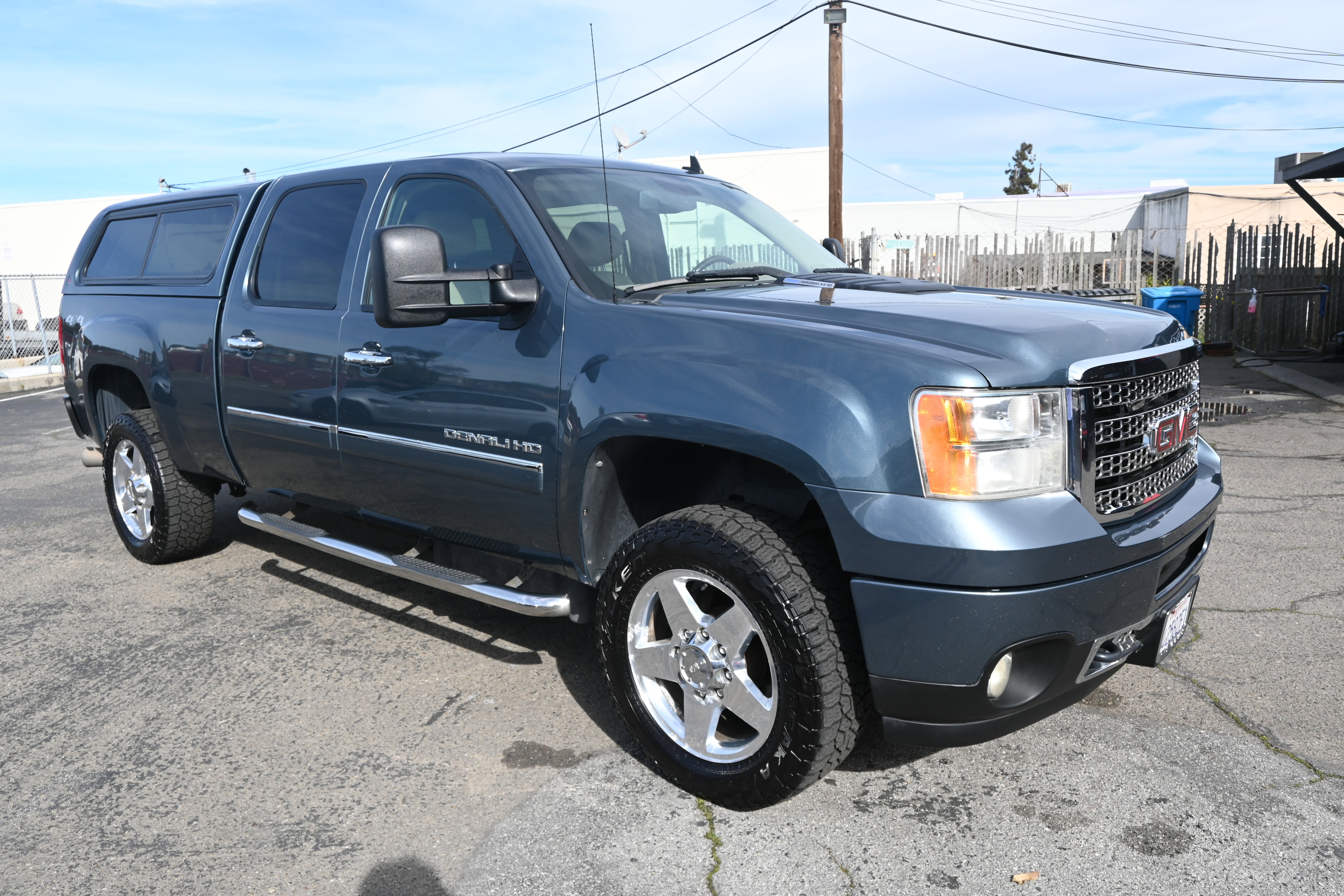 Used 2012 GMC Sierra 2500 Denali image 5