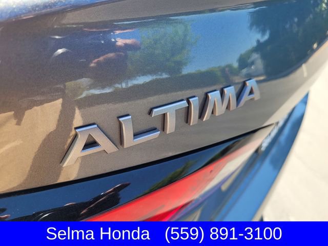 Used 2025 Nissan Altima 2.5 SV FWD image 25