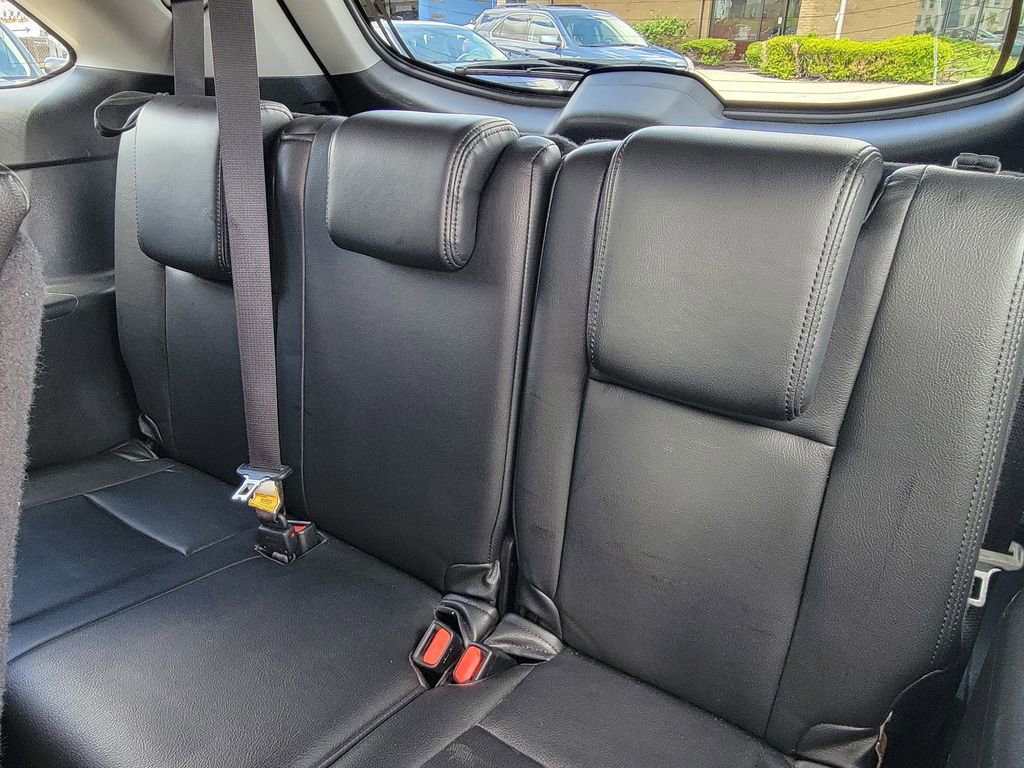Used 2014 Toyota Highlander LE FWD image 41