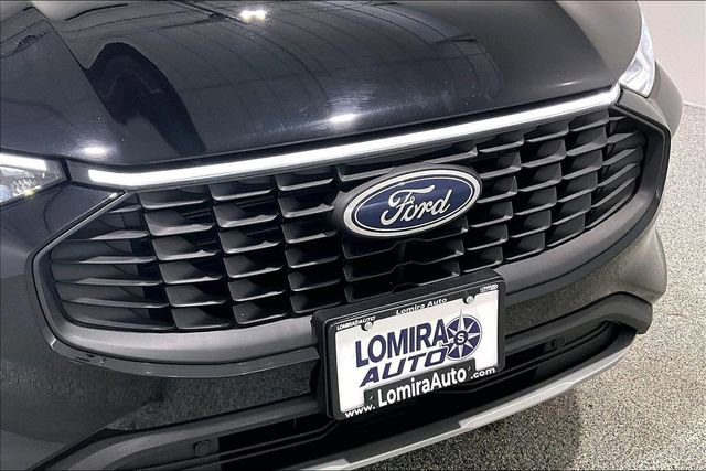 Used 2025 Ford Escape Platinum AWD/4WD image 41