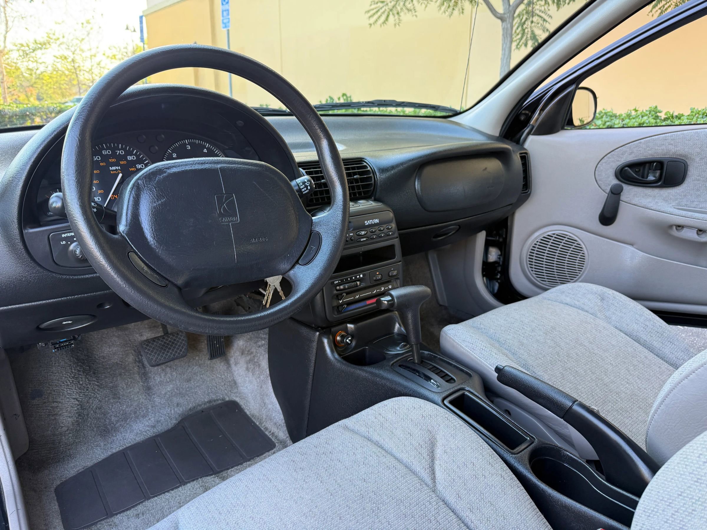 Used 1998 Saturn S-Series SL1 image 19
