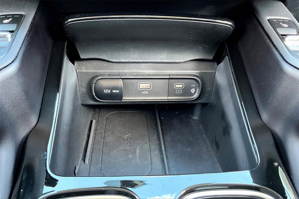 Certified 2025 Kia Telluride SX Prestige image 24