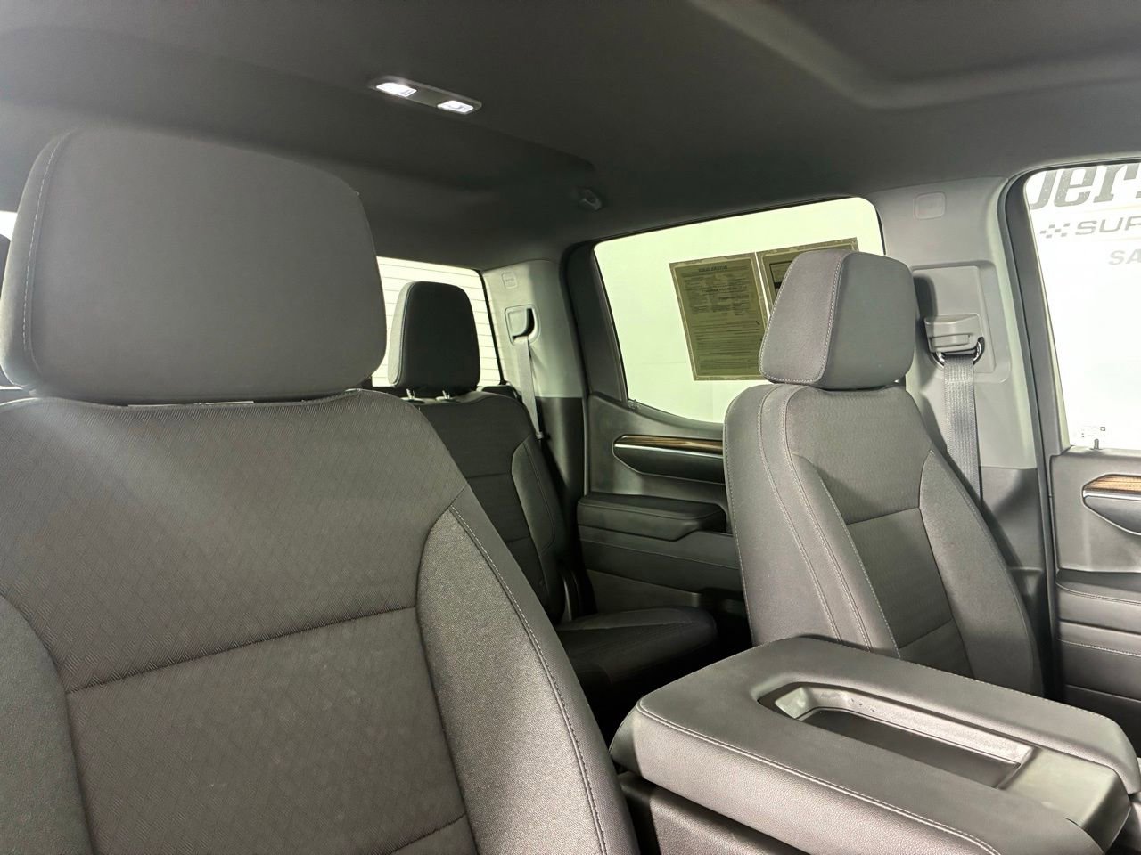 Used 2024 Chevrolet Silverado 1500 LT image 34