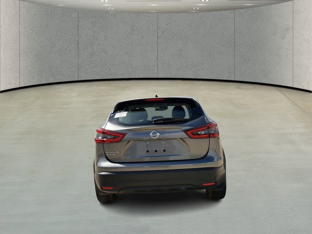 Used 2022 Nissan Rogue Sport S image 6