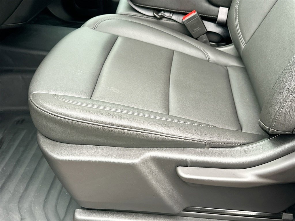 New 2026 GMC Sierra 1500 Pro w/ Pro Value Package image 9