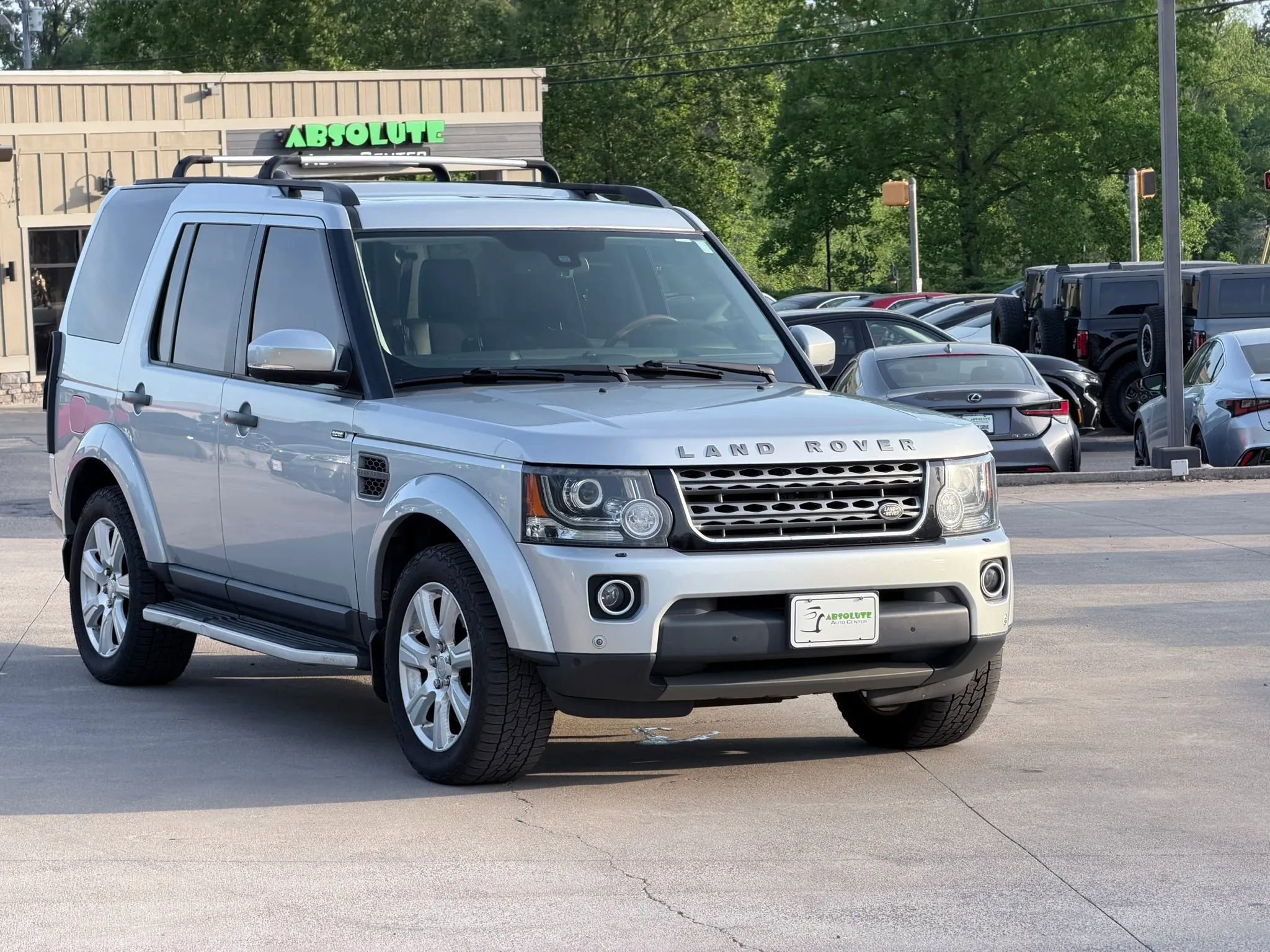 Used 2015 Land Rover LR4 HSE AWD/4WD image 55