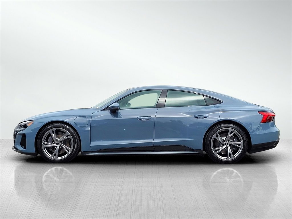 Used 2024 Audi e-tron GT Premium Plus image 7