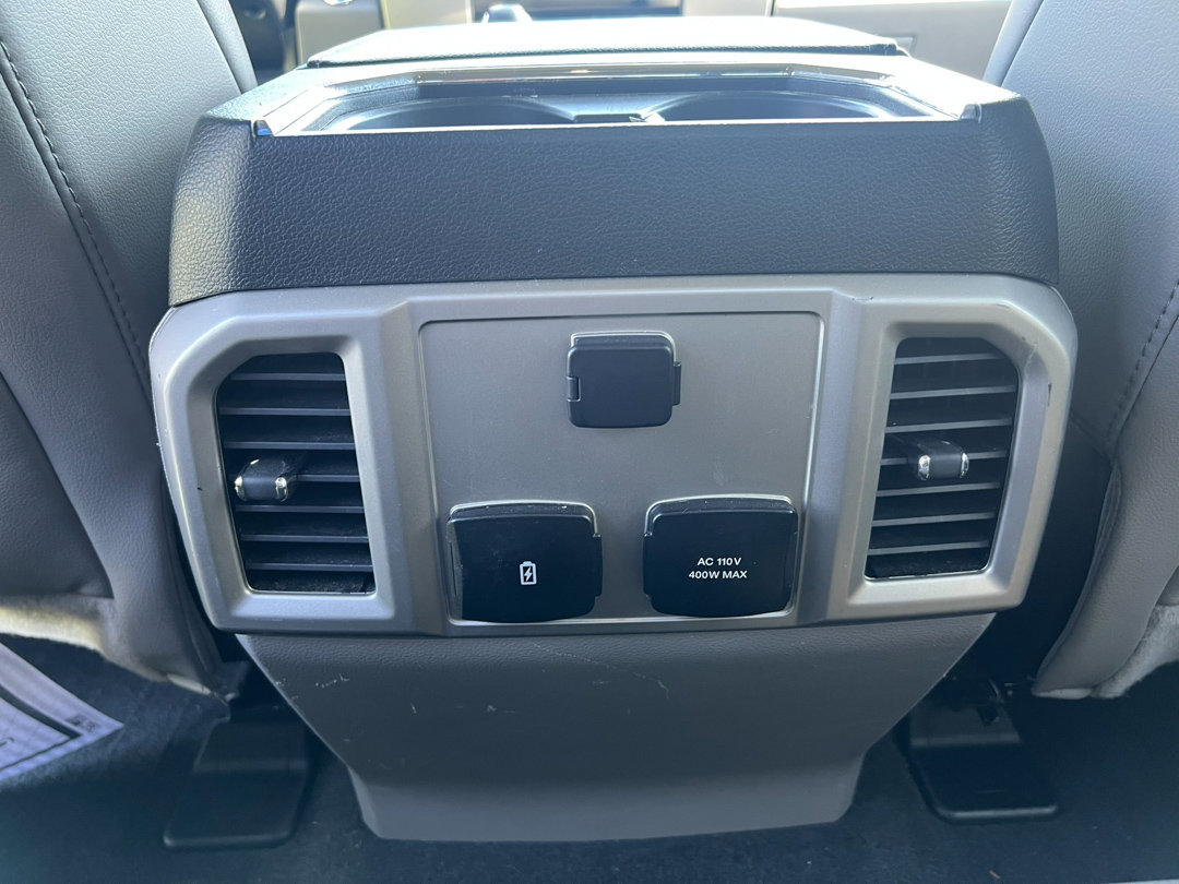 Used 2020 Ford F150 Lariat image 27