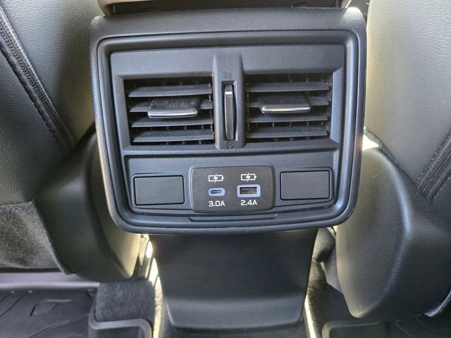 Used 2025 Subaru Forester Premium image 14