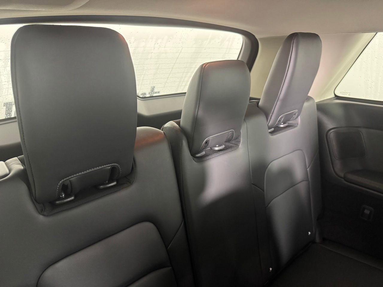 Used 2025 Nissan Pathfinder Platinum image 34