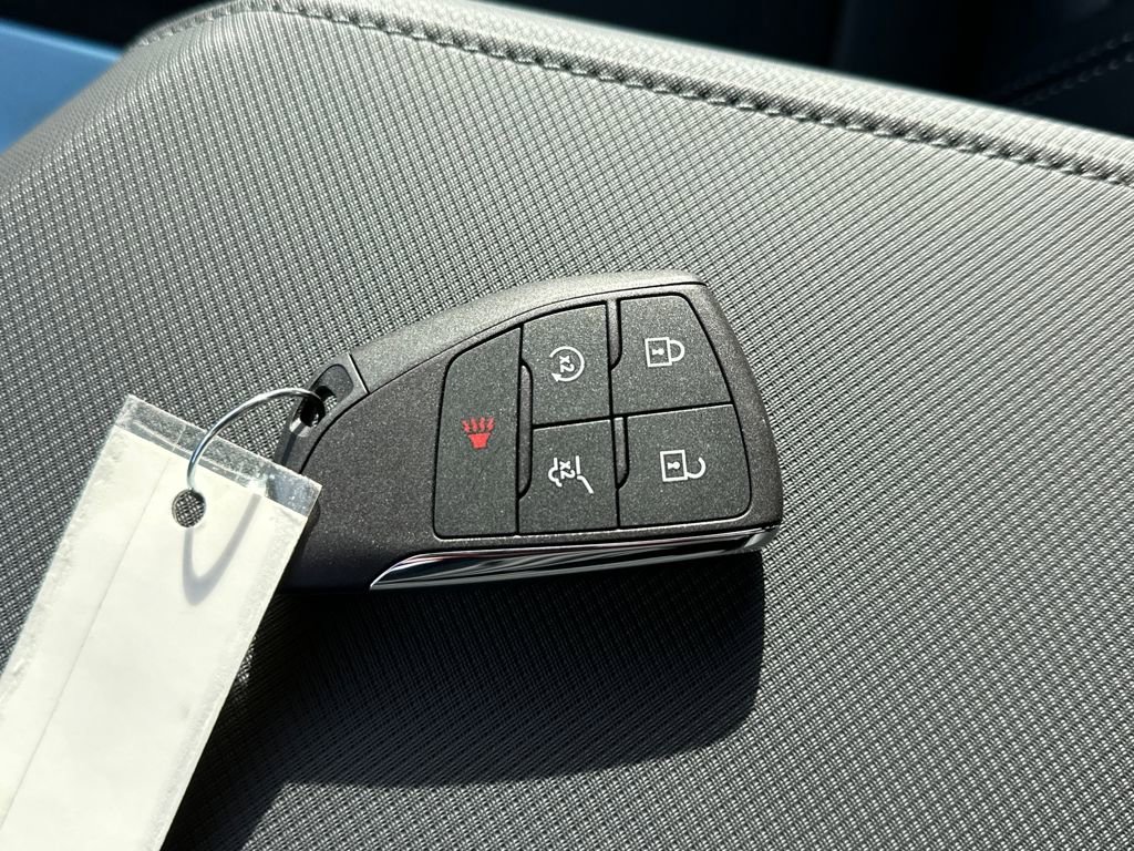 New 2026 Chevrolet Equinox EV LT image 25