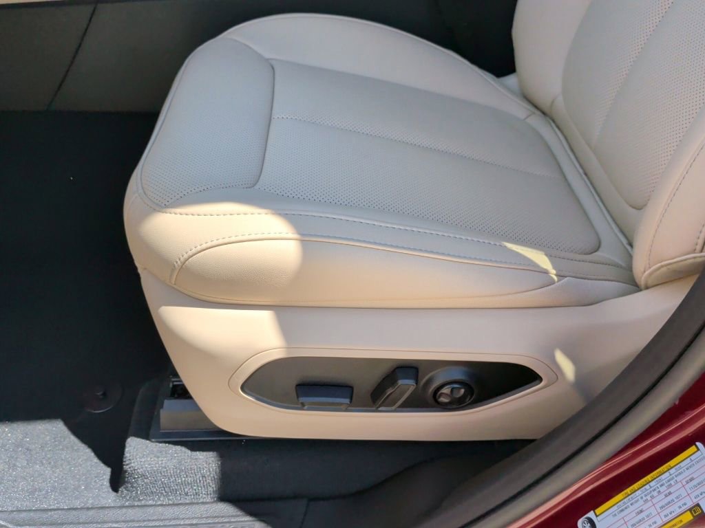 New 2026 Jeep Grand Cherokee L Limited image 13